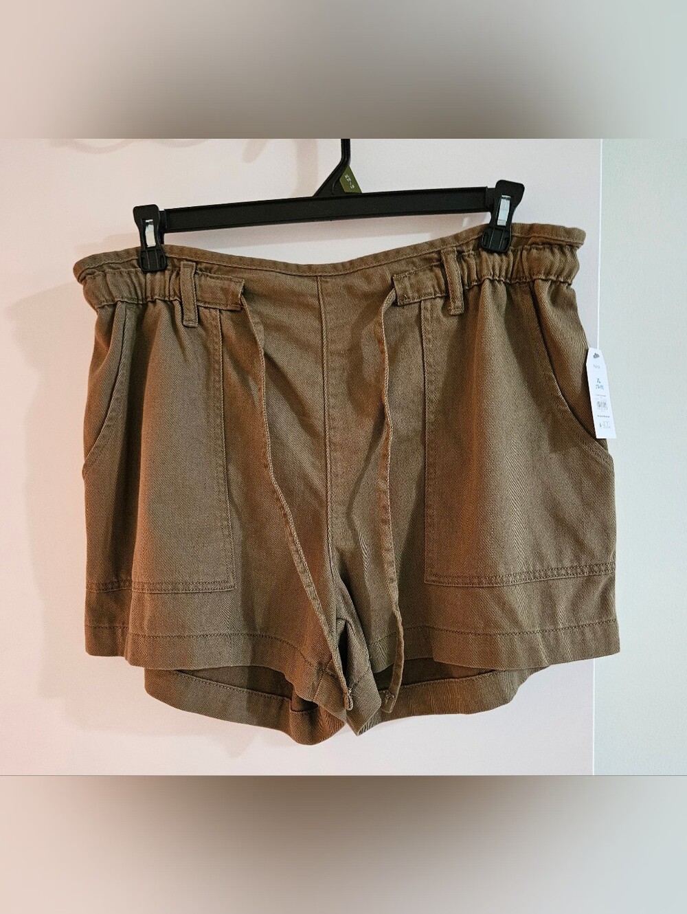 NWT Time and Tru Drapey Twill Elastic Waist Utility Shorts, XL 16-18 Green